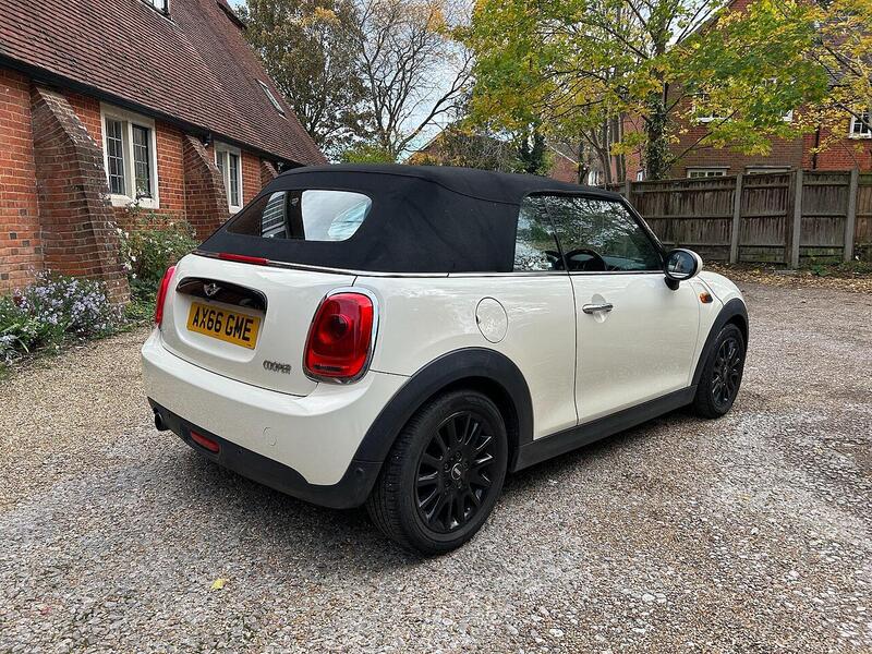 MINI Convertible 1.5 Cooper Euro 6 (s/s) 2dr - U10003452