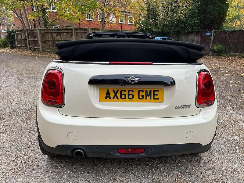 MINI Convertible 1.5 Cooper Euro 6 (s/s) 2dr - U10003452