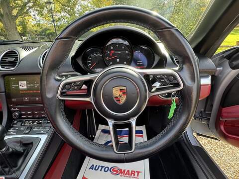 Porsche 718 Boxster 2.0T Convertible 2dr Petrol Manual Euro 6 (s/s) (300 ps) - U10003458