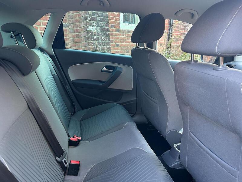 Volkswagen Polo 1.2 TSI BlueMotion Tech SE Design Euro 6 (s/s) 5dr - U10003461