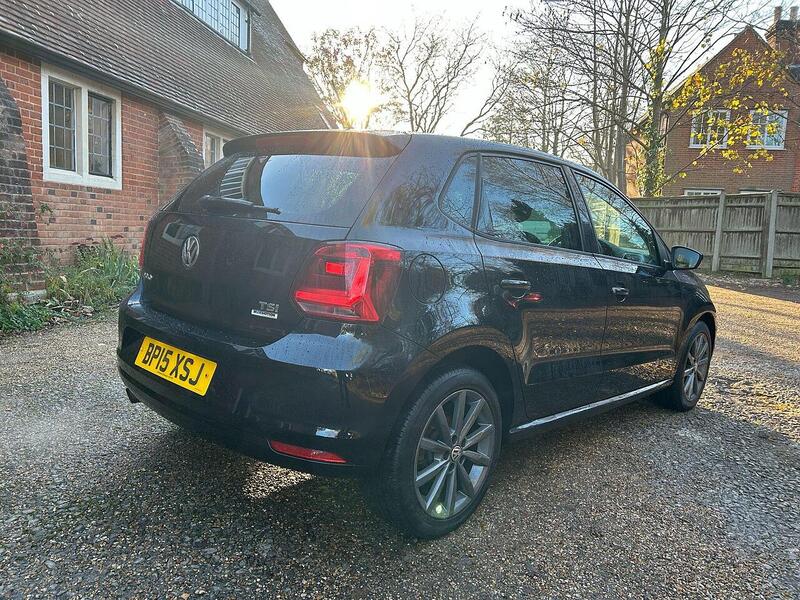 Volkswagen Polo 1.2 TSI BlueMotion Tech SE Design Euro 6 (s/s) 5dr - U10003461