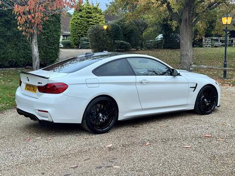 BMW M4 3.0 BiTurbo GPF Competition Coupe 2dr Petrol DCT Euro 6 (s/s) (450 ps) - U10003465
