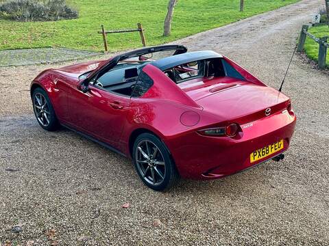 Mazda MX-5 RF 2.0 SKYACTIV-G Sport Nav+ Auto Euro 6 (s/s) 2dr - U10003477