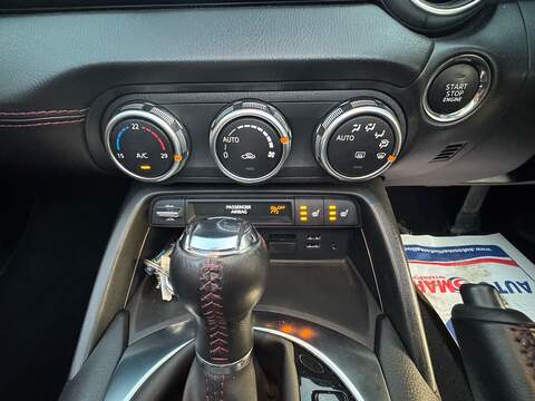 Mazda MX-5 RF 2.0 SKYACTIV-G Sport Nav+ Auto Euro 6 (s/s) 2dr - U10003477