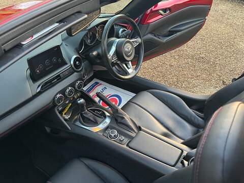 Mazda MX-5 RF 2.0 SKYACTIV-G Sport Nav+ Auto Euro 6 (s/s) 2dr - U10003477