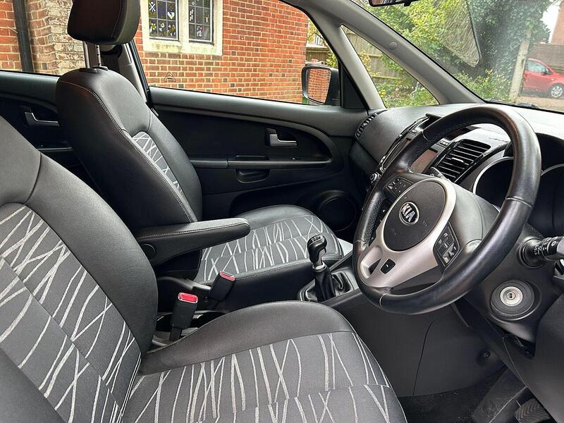 Kia Venga 1.6 3 Euro 6 (s/s) 5dr - U10003479