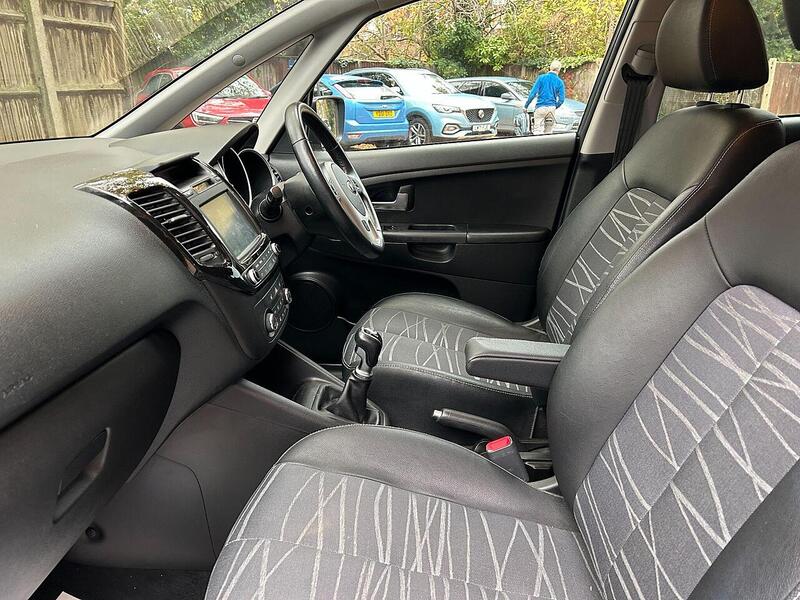 Kia Venga 1.6 3 Euro 6 (s/s) 5dr - U10003479