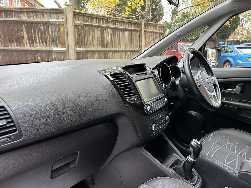 Kia Venga 1.6 3 Euro 6 (s/s) 5dr - U10003479