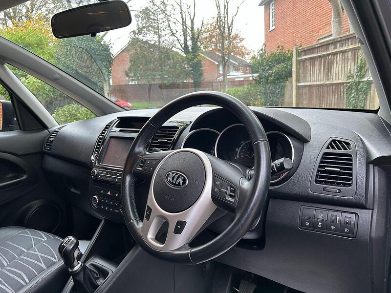 Kia Venga 1.6 3 Euro 6 (s/s) 5dr - U10003479