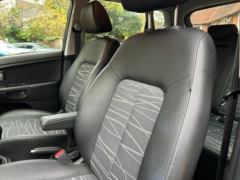 Kia Venga 1.6 3 Euro 6 (s/s) 5dr - U10003479