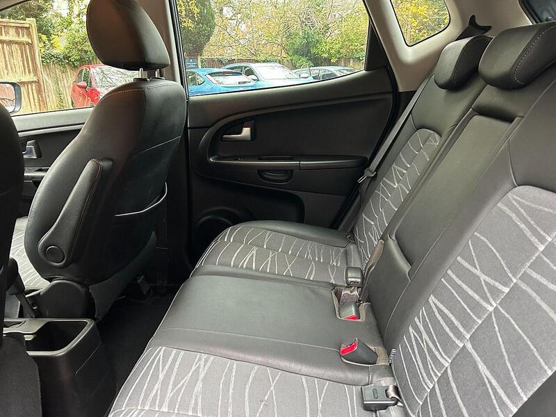 Kia Venga 1.6 3 Euro 6 (s/s) 5dr - U10003479