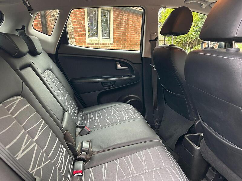 Kia Venga 1.6 3 Euro 6 (s/s) 5dr - U10003479