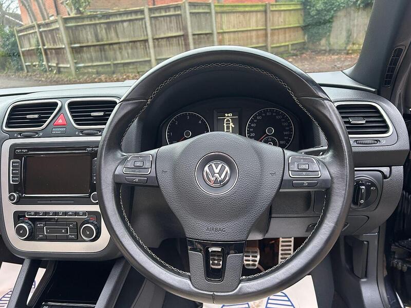 Volkswagen Eos 2.0 TDI CR Individual Cabriolet 2dr Diesel Manual Euro 5 (140 ps) - U10003483