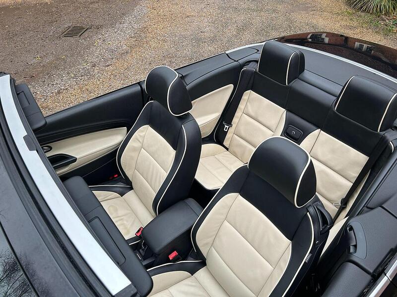 Volkswagen Eos 2.0 TDI CR Individual Cabriolet 2dr Diesel Manual Euro 5 (140 ps) - U10003483
