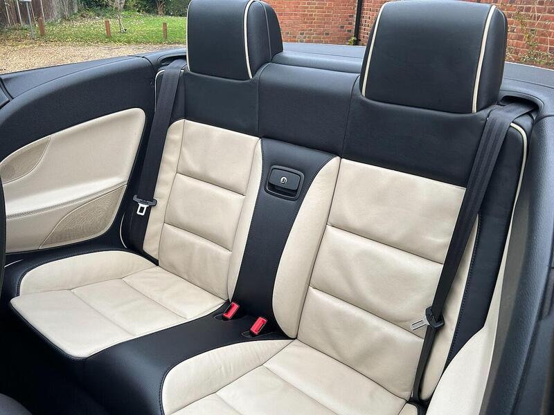 Volkswagen Eos 2.0 TDI CR Individual Cabriolet 2dr Diesel Manual Euro 5 (140 ps) - U10003483