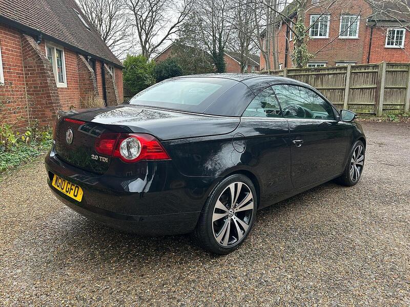 Volkswagen Eos 2.0 TDI CR Individual Cabriolet 2dr Diesel Manual Euro 5 (140 ps) - U10003483