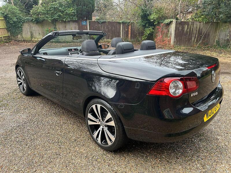 Volkswagen Eos 2.0 TDI CR Individual Cabriolet 2dr Diesel Manual Euro 5 (140 ps) - U10003483