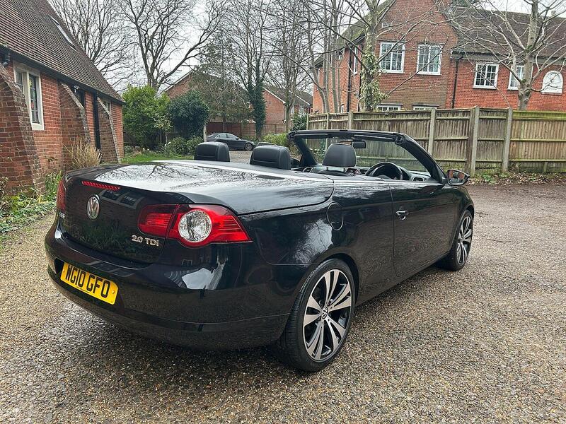 Volkswagen Eos 2.0 TDI CR Individual Cabriolet 2dr Diesel Manual Euro 5 (140 ps) - U10003483