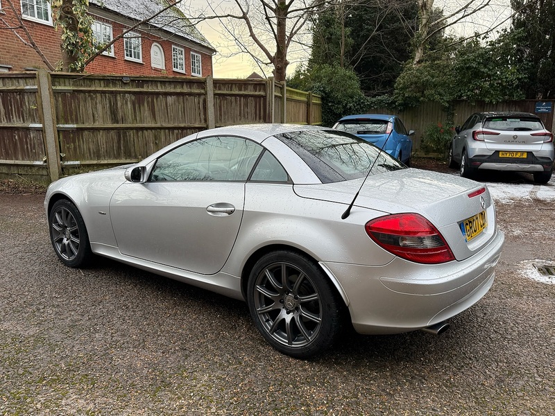 Mercedes-Benz SLK 1.8 SLK200 Kompressor Convertible 2dr Petrol Automatic (211 g/km, 163 bhp) - U10003484