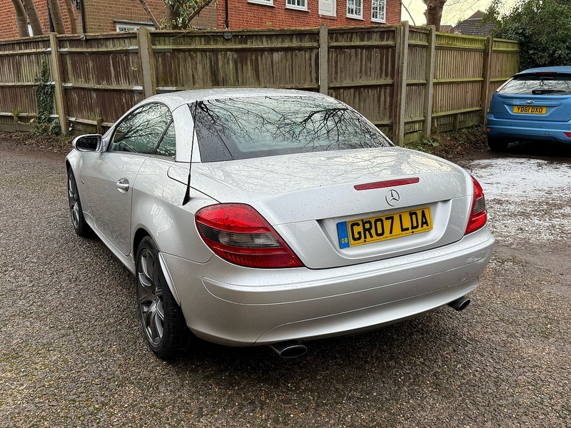 Mercedes-Benz SLK 1.8 SLK200 Kompressor Convertible 2dr Petrol Automatic (211 g/km, 163 bhp) - U10003484
