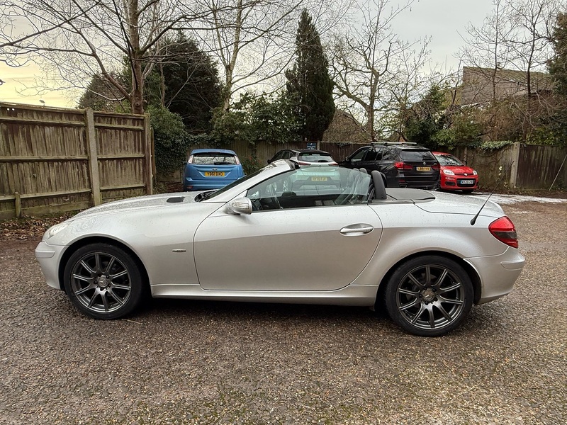 Mercedes-Benz SLK 1.8 SLK200 Kompressor Convertible 2dr Petrol Automatic (211 g/km, 163 bhp) - U10003484