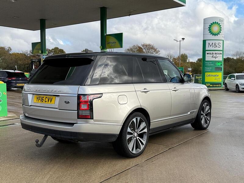 Land Rover Range Rover 3.0 TD V6 Vogue SUV 5dr Diesel Auto 4WD Euro 6 (s/s) (258 ps) - U10003487