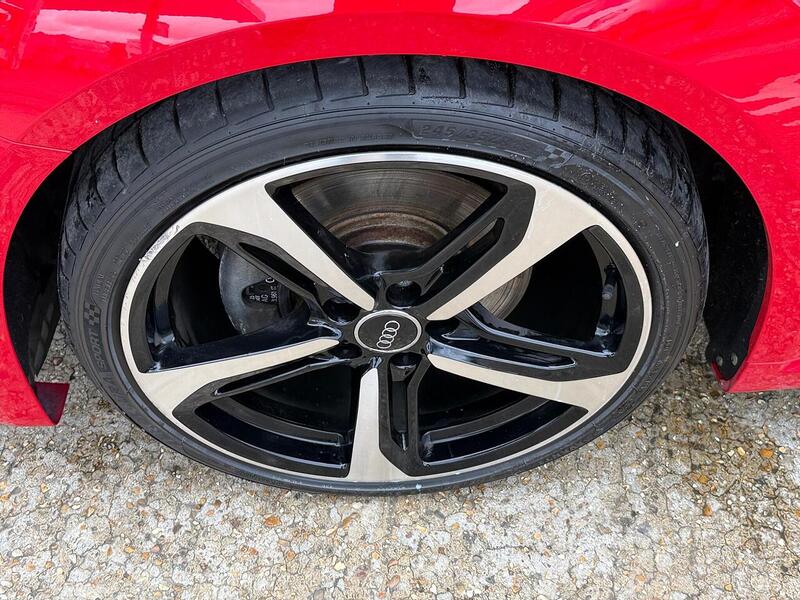 Audi TT 1.8 TFSI Black Edition Coupe 3dr Petrol Manual Euro 6 (s/s) (180 ps) - U10003489