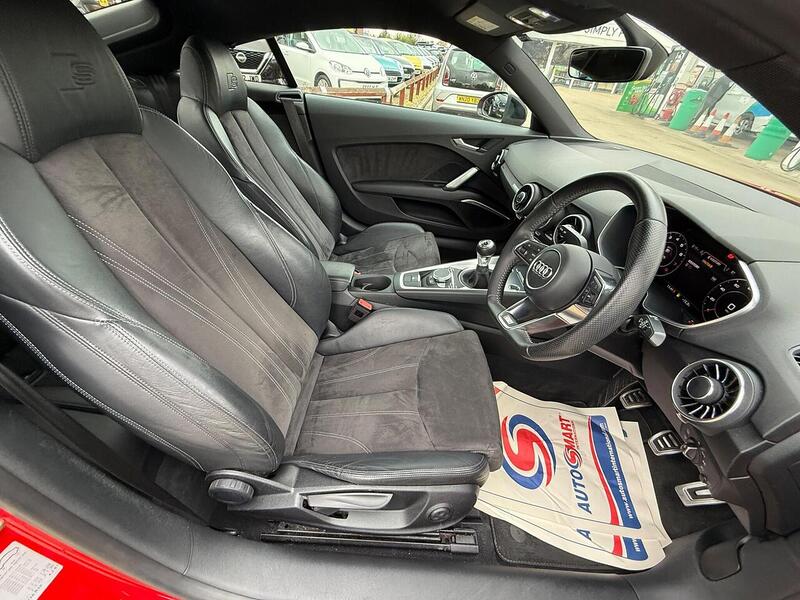 Audi TT 1.8 TFSI Black Edition Coupe 3dr Petrol Manual Euro 6 (s/s) (180 ps) - U10003489