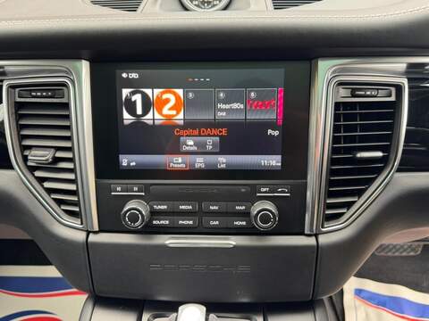 Porsche Macan 3.0T V6 GTS SUV 5dr Petrol PDK 4WD Euro 6 (s/s) (360 ps) - U10003496