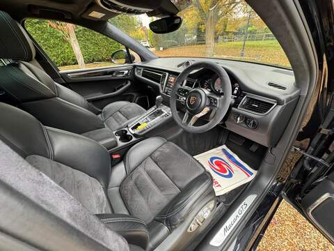 Porsche Macan 3.0T V6 GTS SUV 5dr Petrol PDK 4WD Euro 6 (s/s) (360 ps) - U10003496