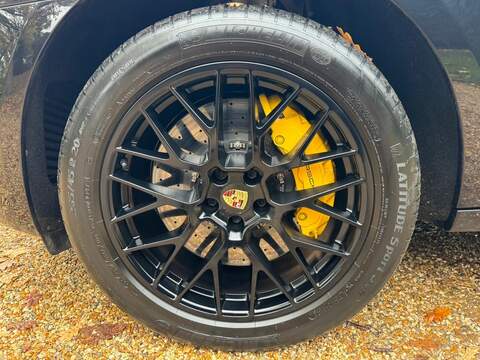 Porsche Macan 3.0T V6 GTS SUV 5dr Petrol PDK 4WD Euro 6 (s/s) (360 ps) - U10003496