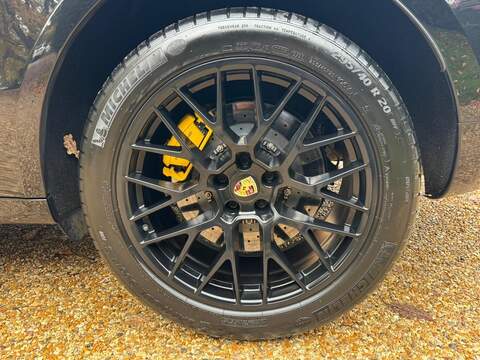 Porsche Macan 3.0T V6 GTS SUV 5dr Petrol PDK 4WD Euro 6 (s/s) (360 ps) - U10003496