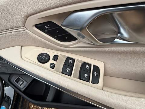 BMW 3 Series 2.0 320d M Sport Saloon 4dr Diesel Auto xDrive Euro 6 (s/s) (190 ps) - U10003500