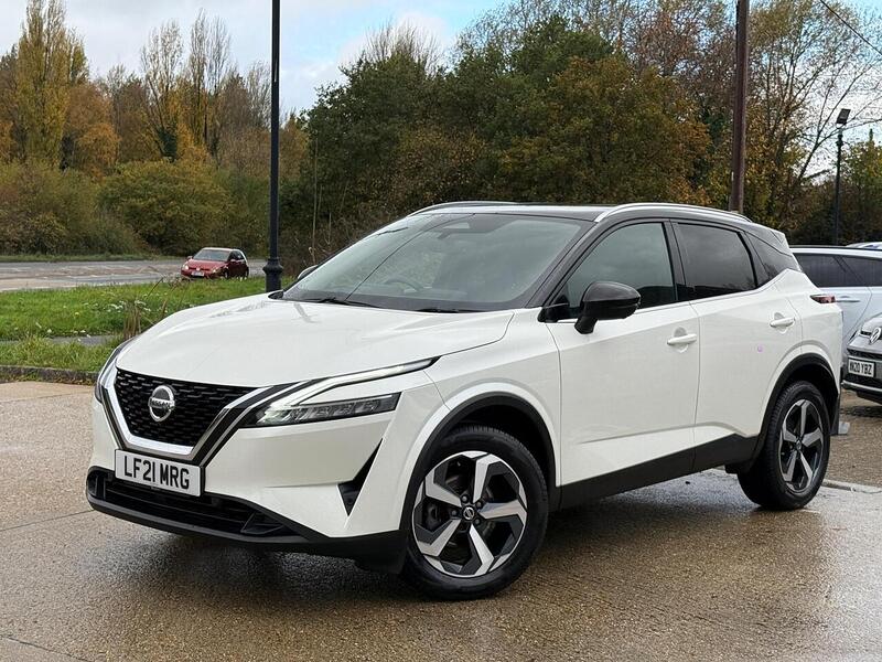 Nissan Qashqai 1.3 DIG-T MHEV Premiere Edition SUV 5dr Petrol Hybrid Manual Euro 6 (s/s) (140 ps) - U10003501