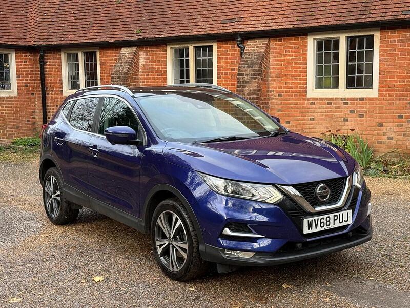 Nissan Qashqai 1.5 dCi N-Connecta SUV 5dr Diesel Manual Euro 6 (s/s) (110 ps) - U10003508