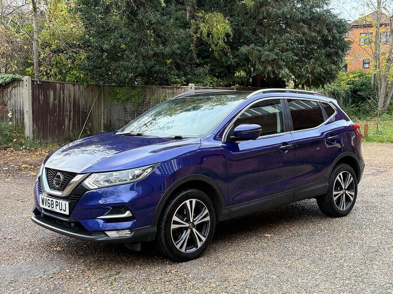 Nissan Qashqai 1.5 dCi N-Connecta SUV 5dr Diesel Manual Euro 6 (s/s) (110 ps) - U10003508