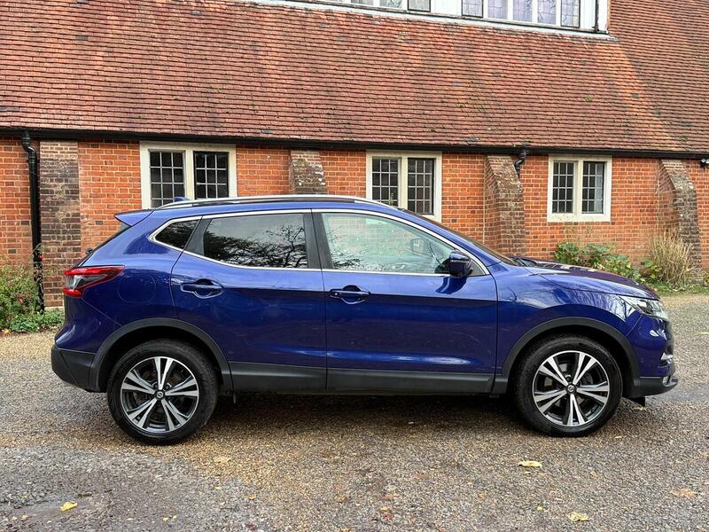 Nissan Qashqai 1.5 dCi N-Connecta SUV 5dr Diesel Manual Euro 6 (s/s) (110 ps) - U10003508