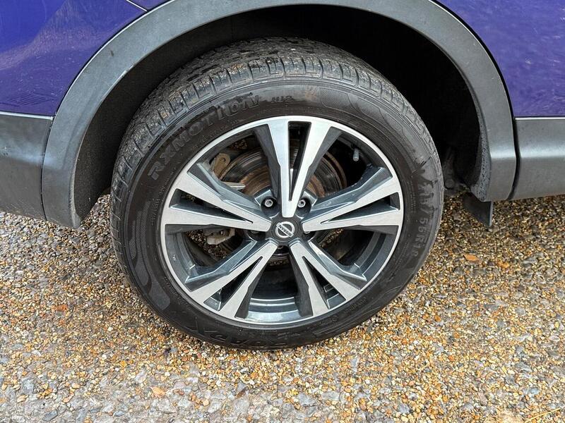 Nissan Qashqai 1.5 dCi N-Connecta SUV 5dr Diesel Manual Euro 6 (s/s) (110 ps) - U10003508