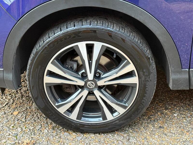Nissan Qashqai 1.5 dCi N-Connecta SUV 5dr Diesel Manual Euro 6 (s/s) (110 ps) - U10003508