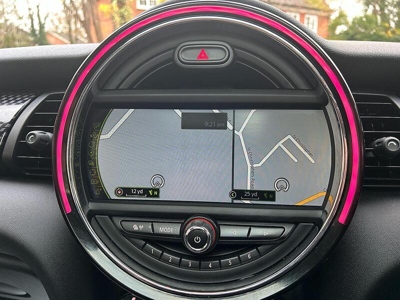 MINI Hatch 2.0 Cooper SD Hatchback 5dr Diesel Auto 6Spd Euro 6 (s/s) (170 ps) - U10003509