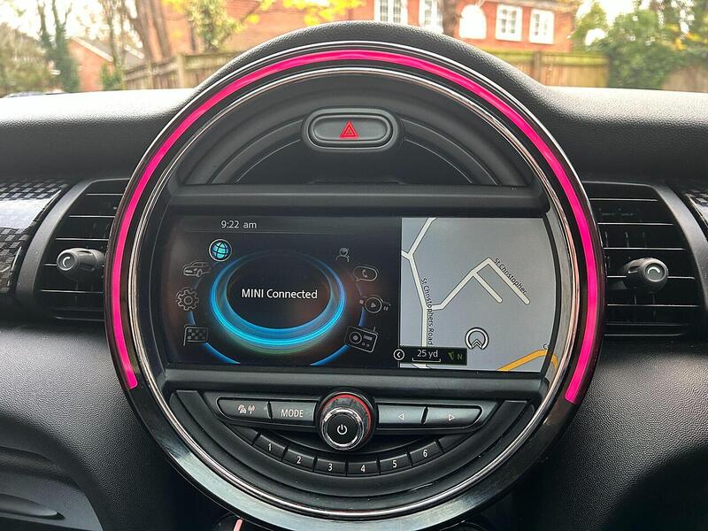 MINI Hatch 2.0 Cooper SD Hatchback 5dr Diesel Auto 6Spd Euro 6 (s/s) (170 ps) - U10003509