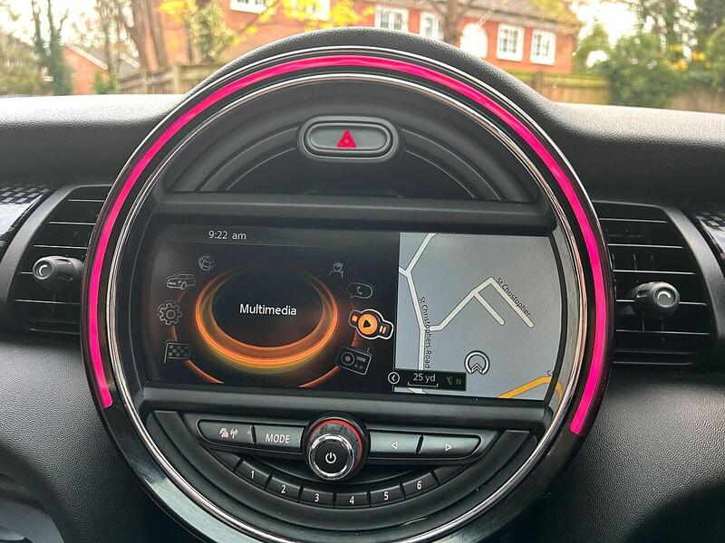 MINI Hatch 2.0 Cooper SD Hatchback 5dr Diesel Auto 6Spd Euro 6 (s/s) (170 ps) - U10003509