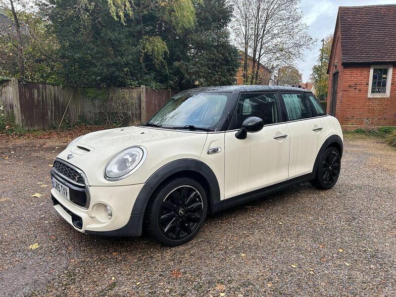 MINI Hatch 2.0 Cooper SD Hatchback 5dr Diesel Auto 6Spd Euro 6 (s/s) (170 ps) - U10003509