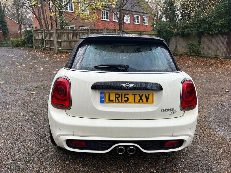 MINI Hatch 2.0 Cooper SD Hatchback 5dr Diesel Auto 6Spd Euro 6 (s/s) (170 ps) - U10003509