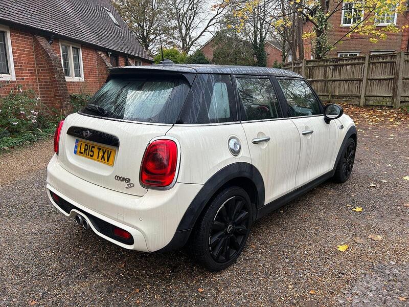 MINI Hatch 2.0 Cooper SD Hatchback 5dr Diesel Auto 6Spd Euro 6 (s/s) (170 ps) - U10003509