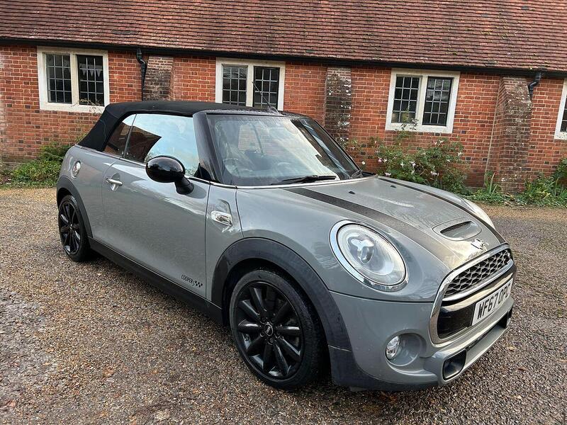 MINI Convertible 2.0 Cooper S Euro 6 (s/s) 2dr - U10003512