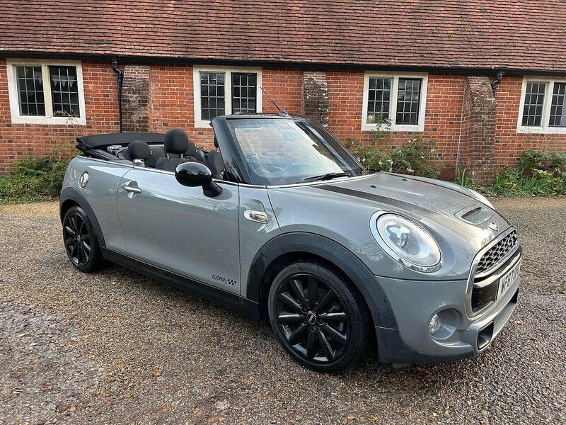 MINI Convertible 2.0 Cooper S Euro 6 (s/s) 2dr - U10003512