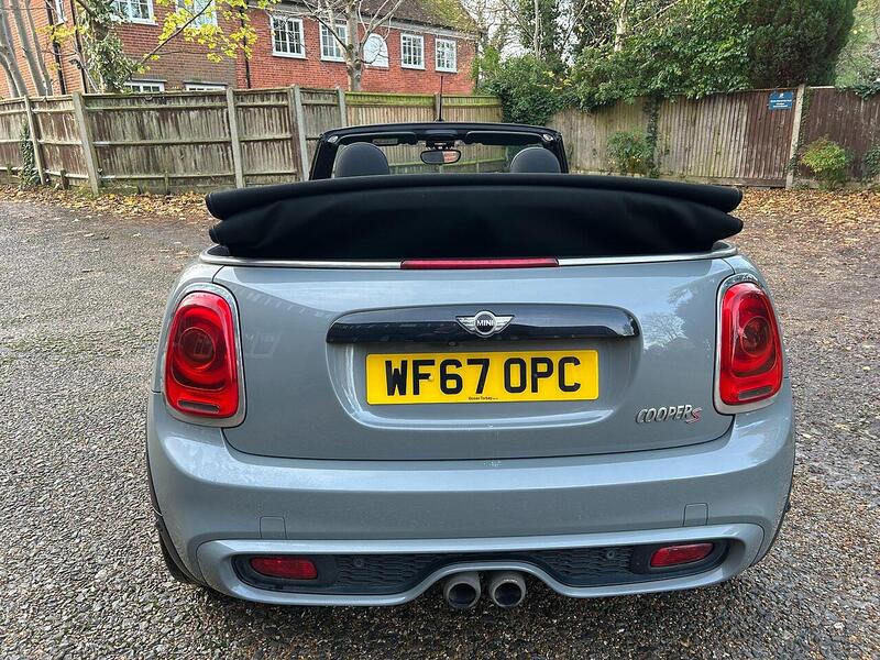 MINI Convertible 2.0 Cooper S Euro 6 (s/s) 2dr - U10003512