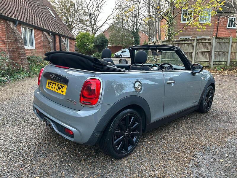 MINI Convertible 2.0 Cooper S Euro 6 (s/s) 2dr - U10003512
