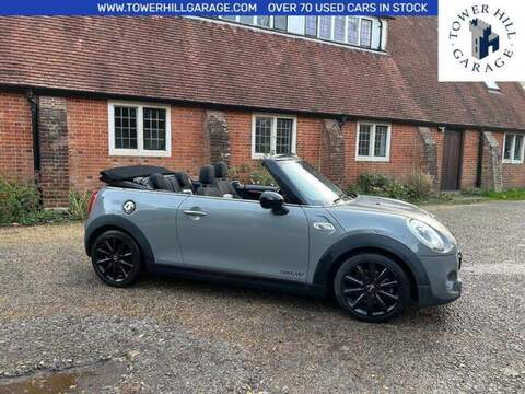 MINI Convertible 2.1 E220 CDI AMG Sport Cabriolet 2dr Diesel Manual Euro 5 (s/s) (170 ps)